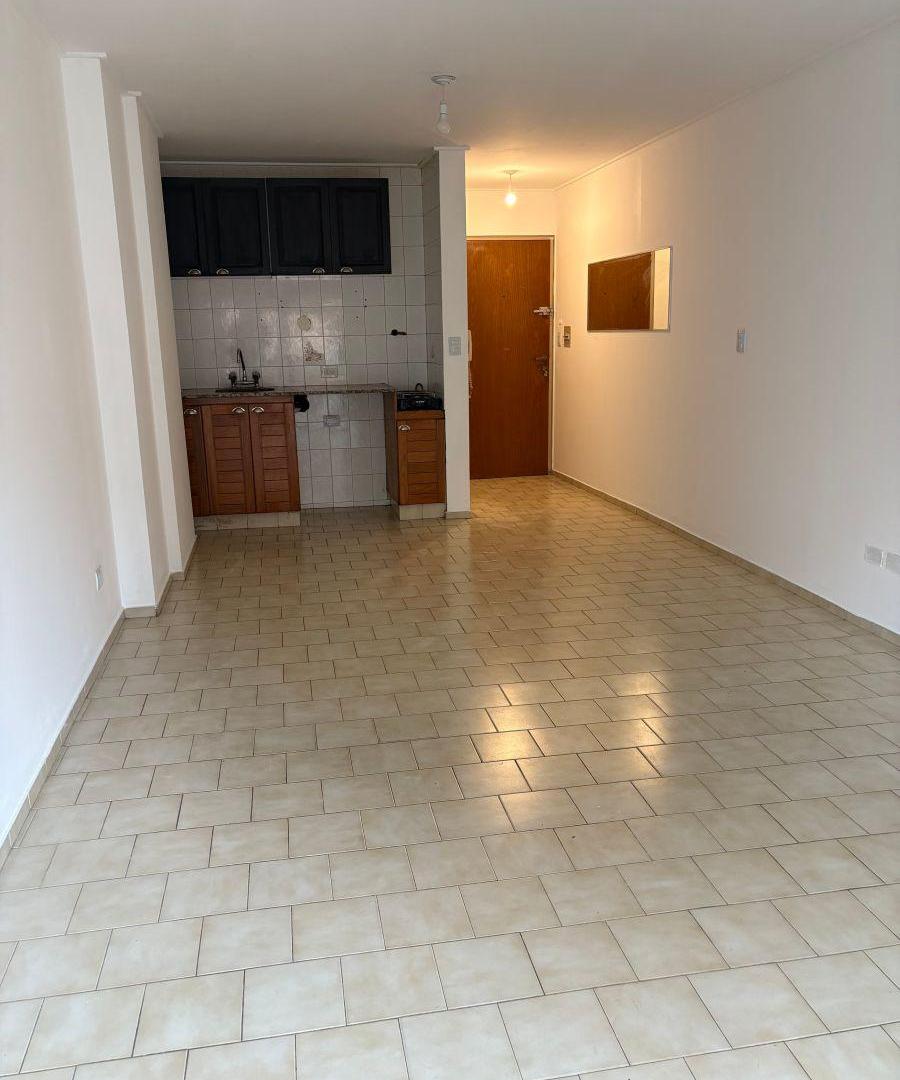 Foto de Nueva Córdoba monoambiente frente con balcon, imagen 2