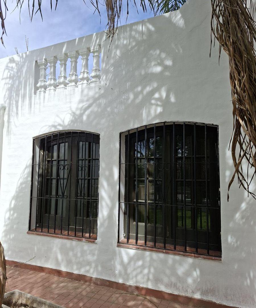 Foto de Casa de 440 m² con 3 dormitorios en venta en Villa Centenario, imagen 2
