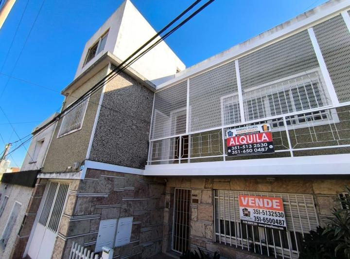 ALQUILER CASA 3 DORMITORIOS+OFICINA+TERRAZA GIGANTE!!! 3
