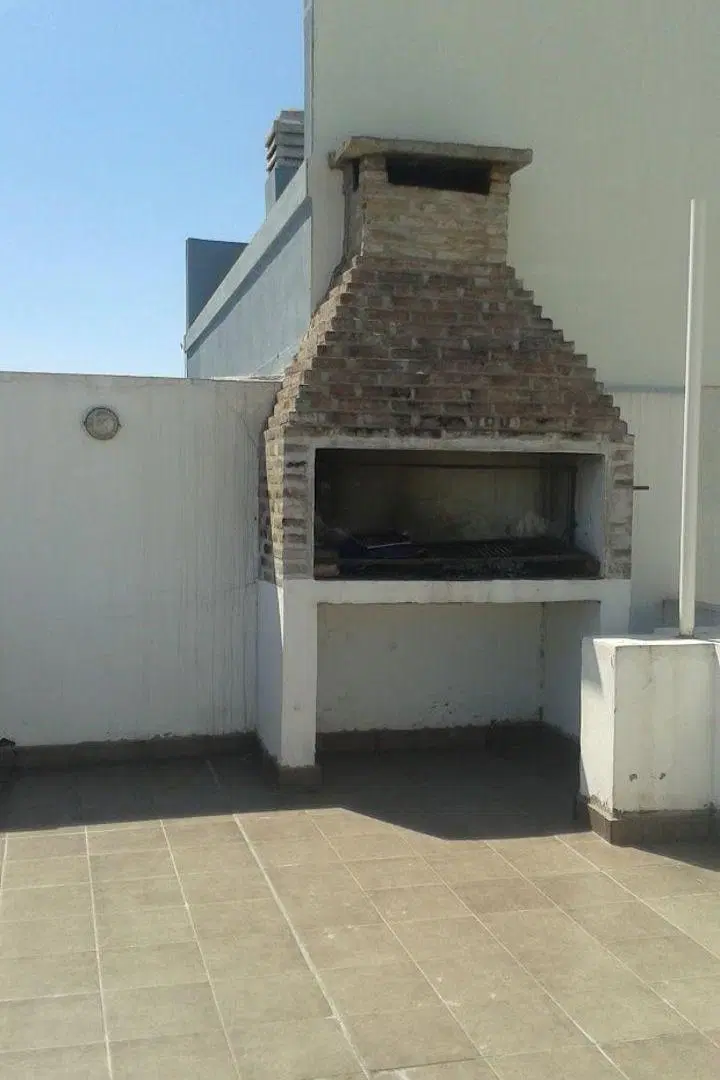 Departamento AMUEBLADO en Planta Baja con patio propio muy amplio y luminoso. 5