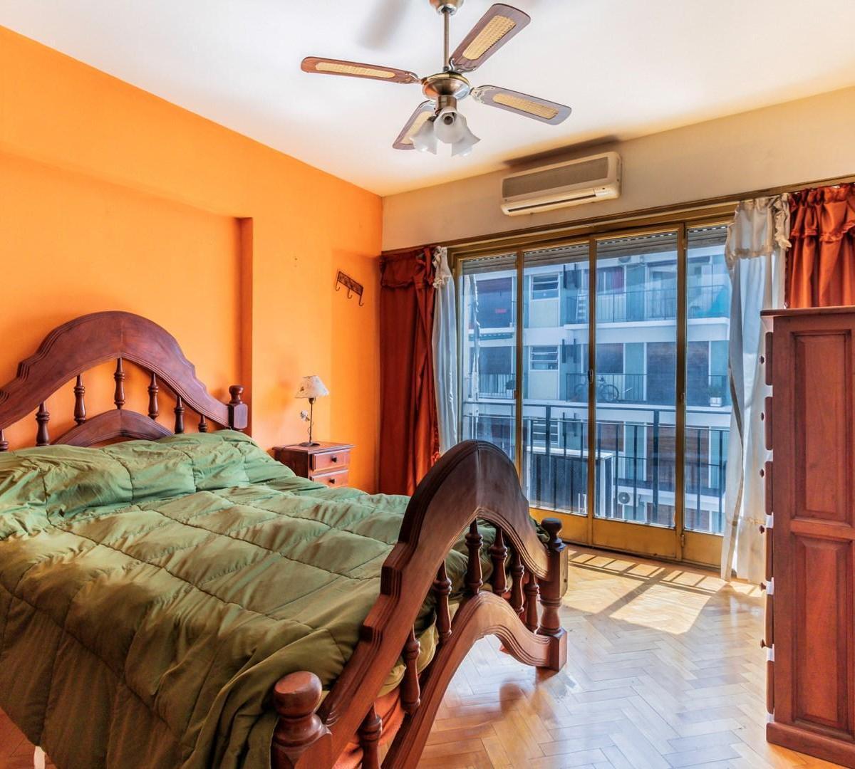 Departamento 3 Amb. con Mucha Luz y Dependencia 1