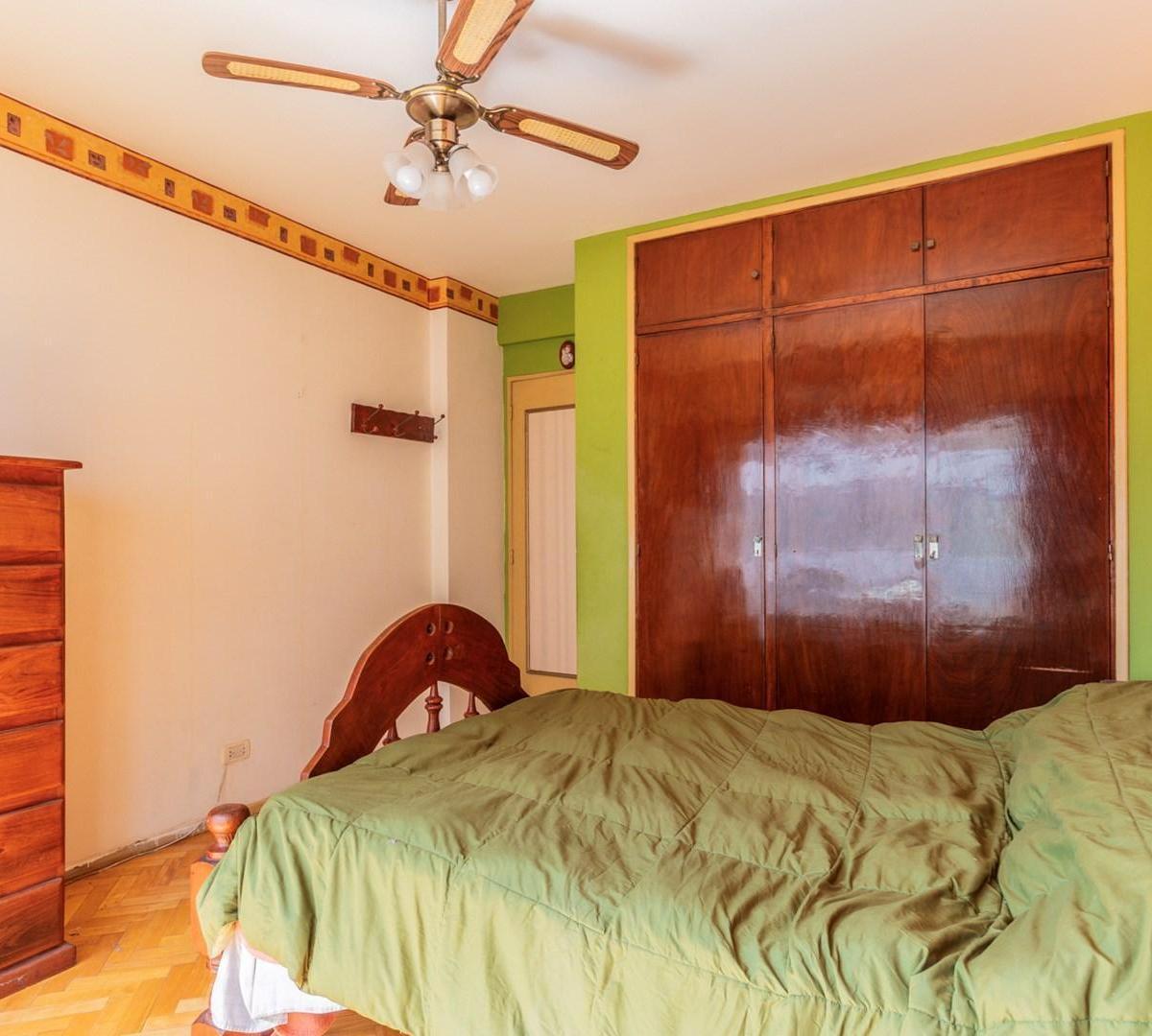 Departamento 3 Amb. con Mucha Luz y Dependencia 5