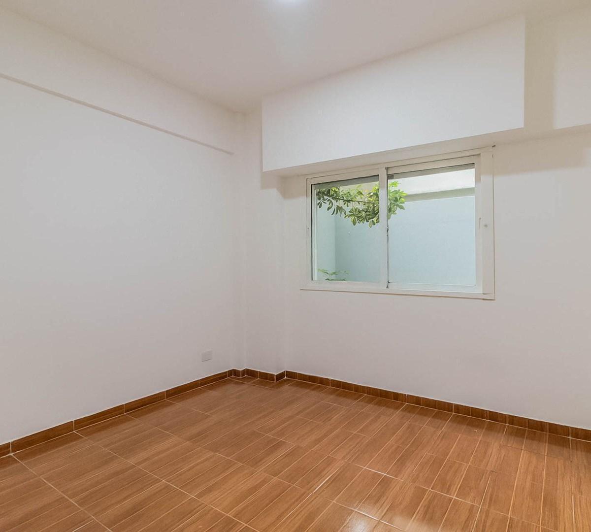 Departamento. 2ambientes. Venta. Patio. Boedo 2