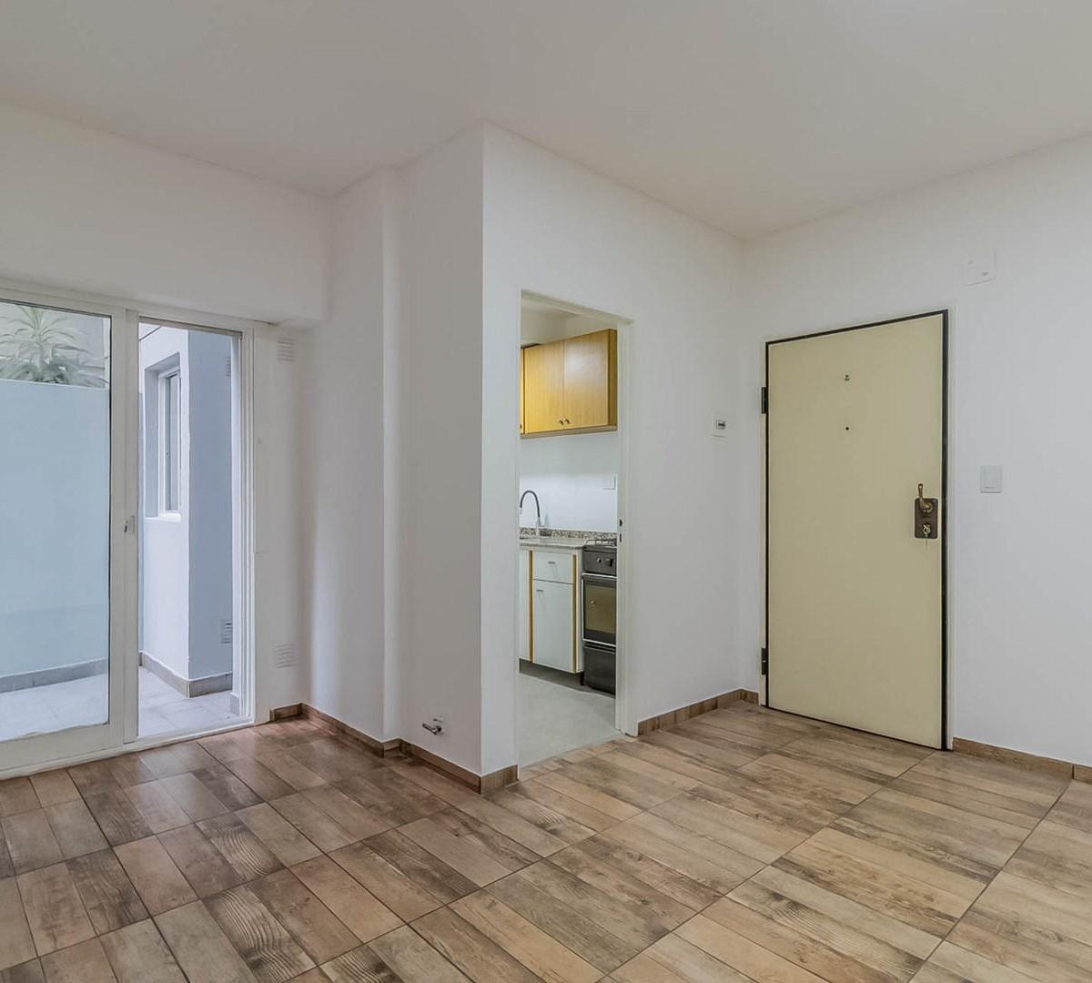 Departamento. 2ambientes. Venta. Patio. Boedo 1