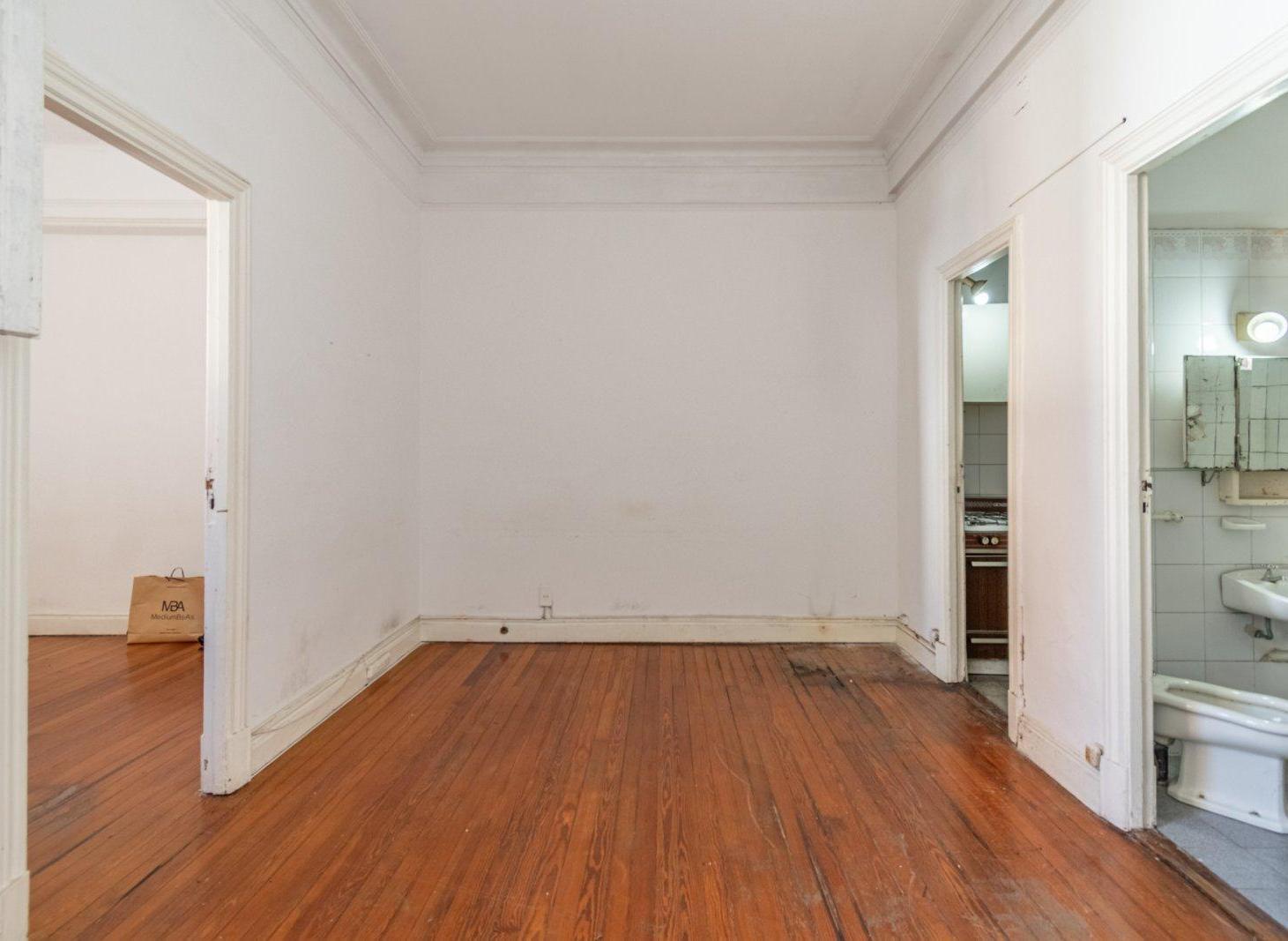 Venta departamento de dos ambientes, Pasteur al 700, Balvanera, CABA