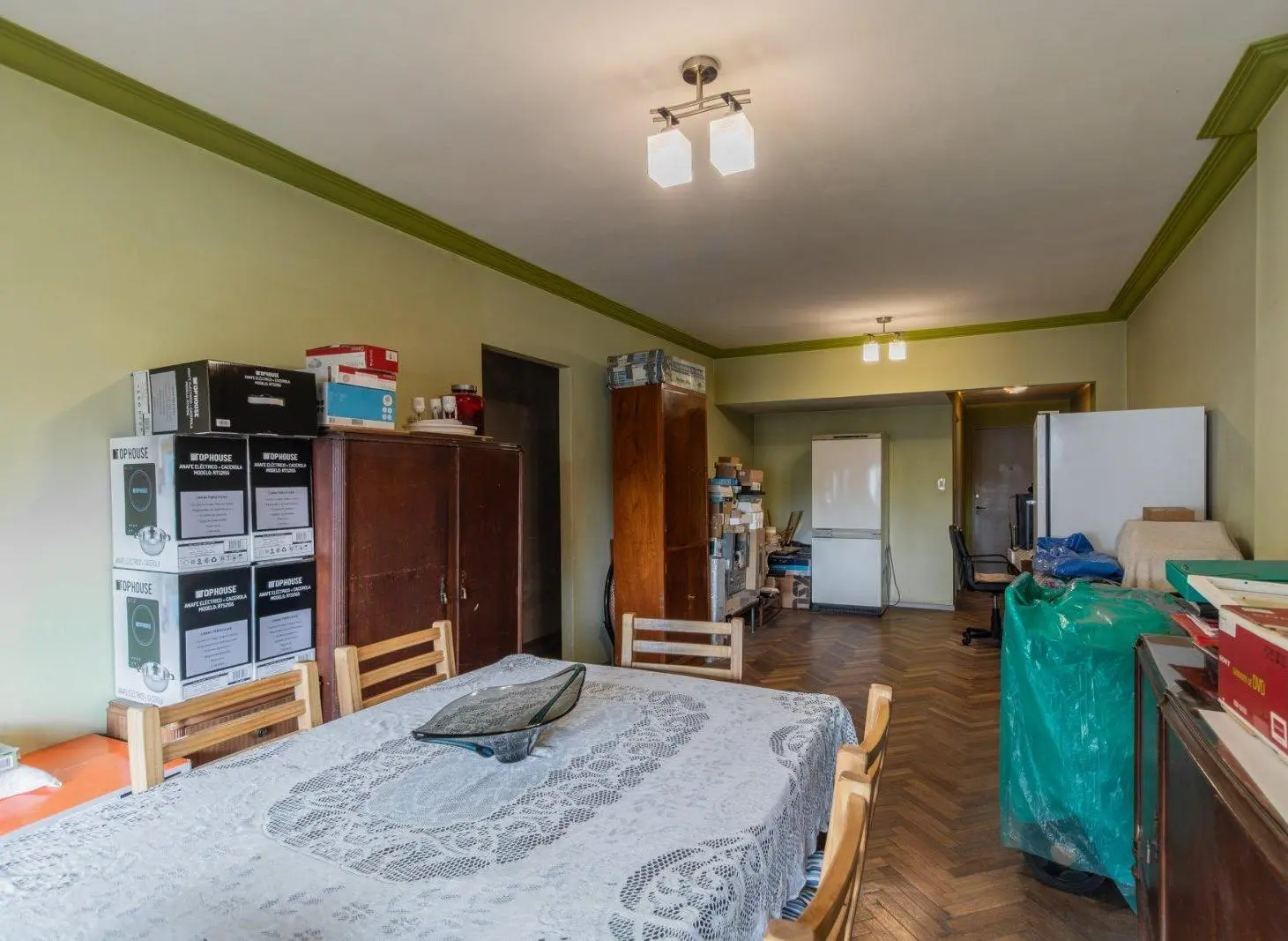 Departamento 5 ambientes| 137 m² Totales | Balcón | Bolivia al 300 – Flores 4