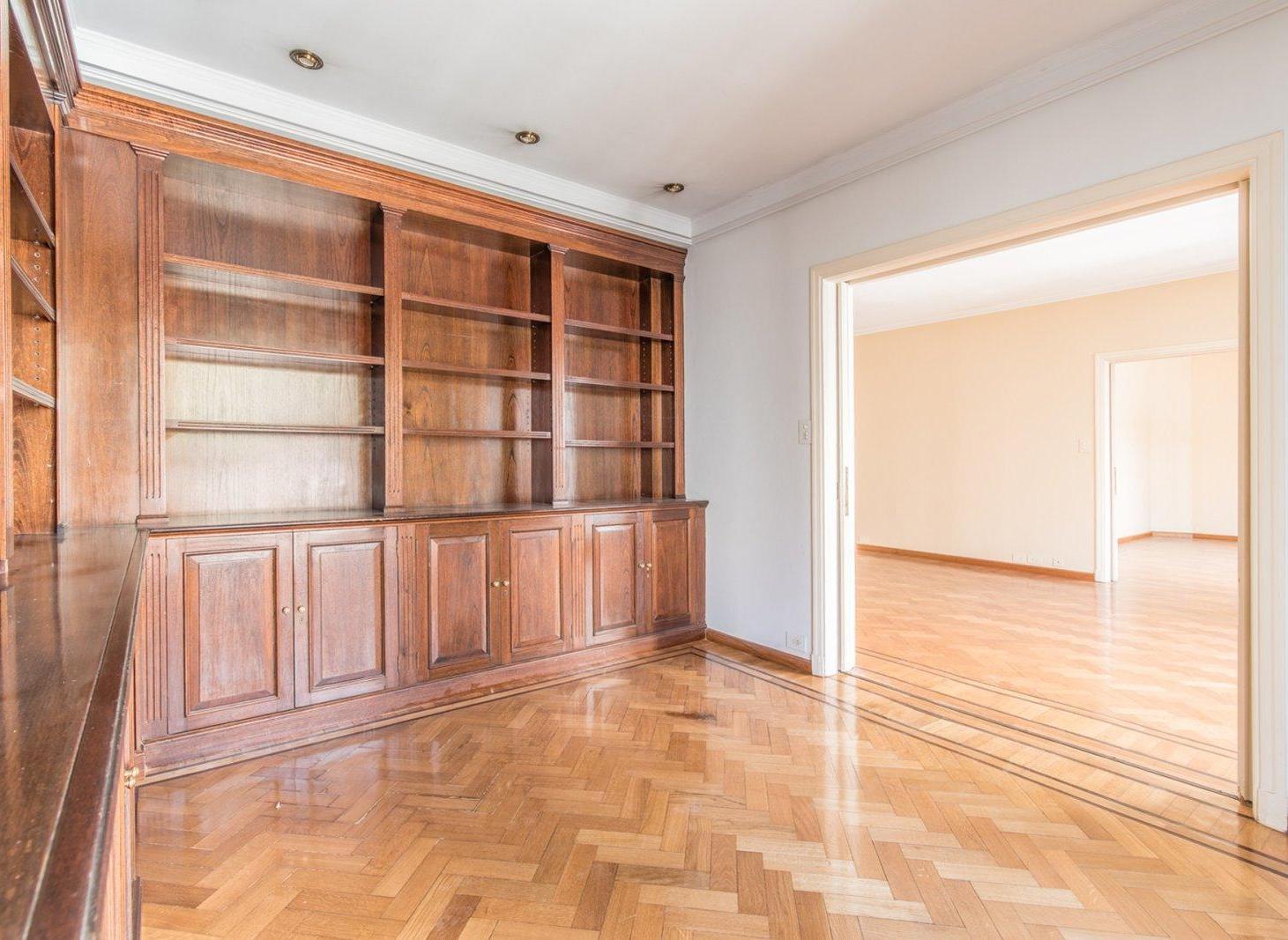 Foto de Semipiso . Edificio de categoría . Cochera Fija . Palermo Chico, imagen 5
