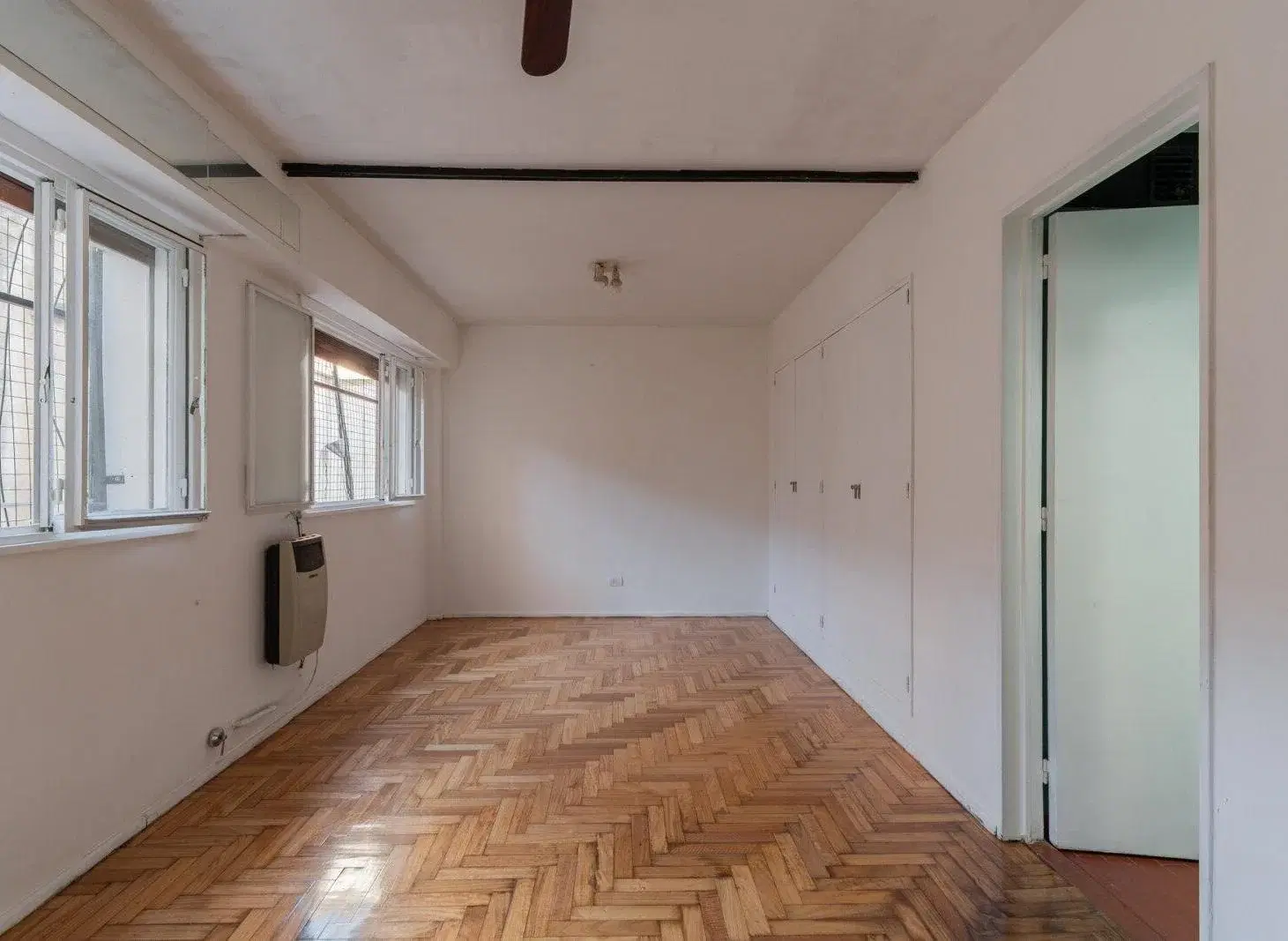 DEPARTAMENTO. MONOAMBIENTE DIVISIBLE. LUMINOSO. OPORTUNIDAD 4