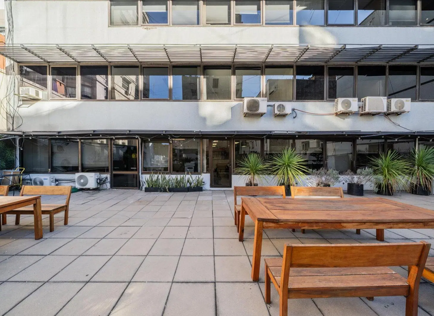 Alquiler Piso Corporativo AA+ con Terraza Propia y 4 Cocheras 5