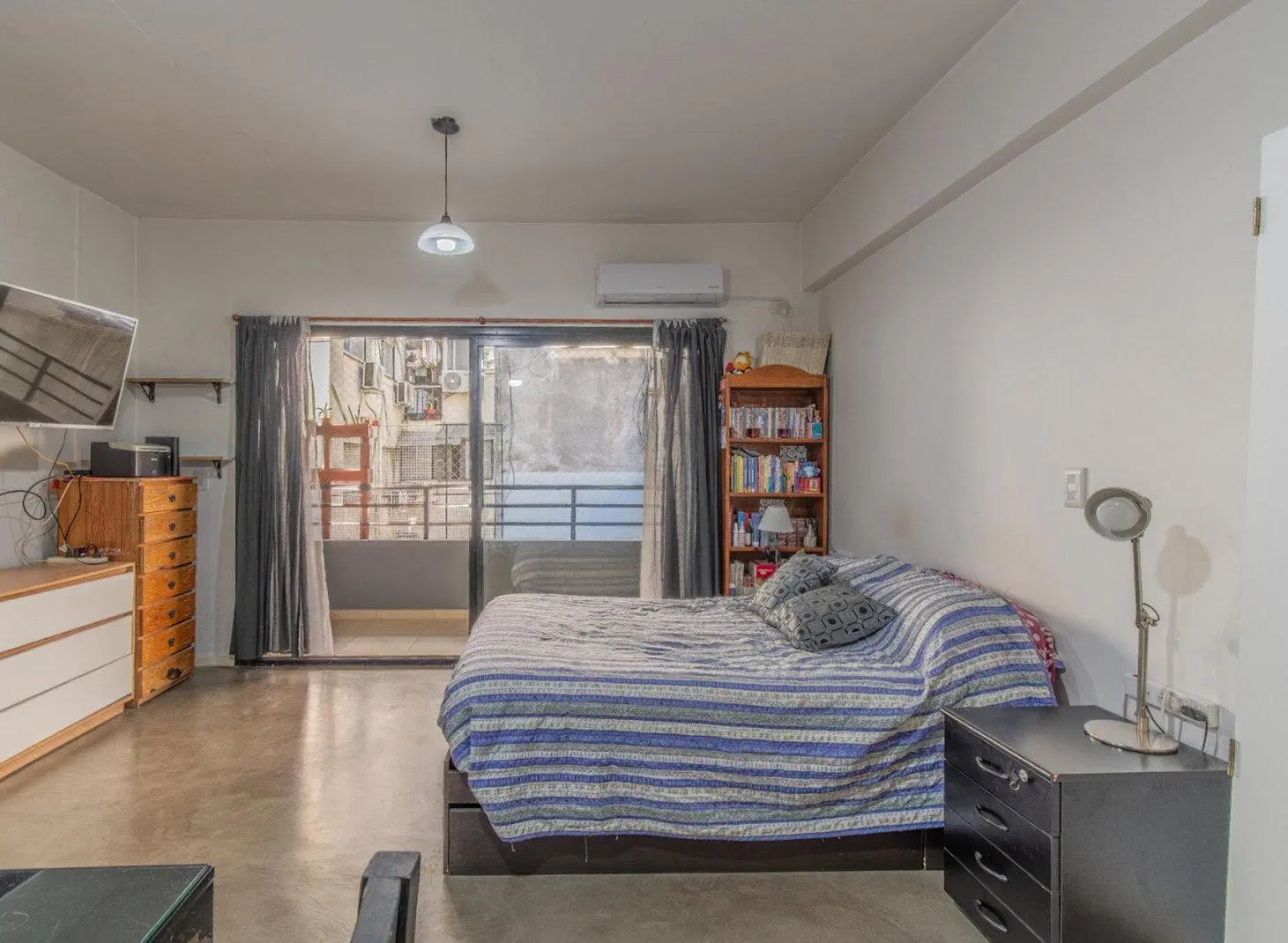Venta monoambiente balcón baulera apto crédito| Apto profesional Almagro 2
