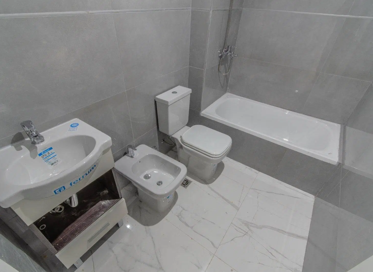 Departamento a estrenar al frente con balcón Colegiales Chacarita 5