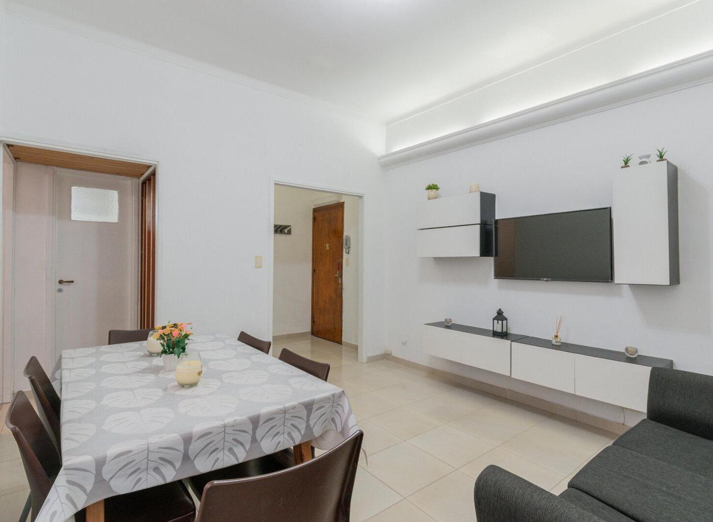DEPARTAMENTO . INTERNO . DOS AMBIENTES EN BALVANERA