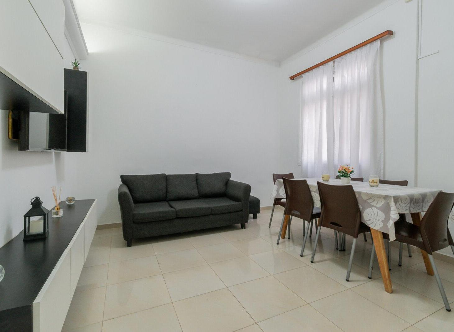 DEPARTAMENTO . INTERNO . DOS AMBIENTES EN BALVANERA