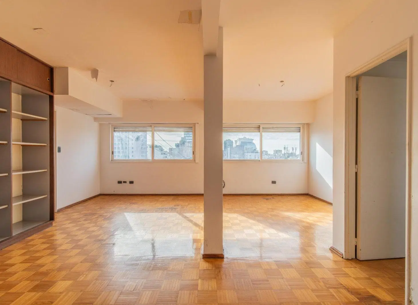 5 amb a RECICLAR · Piso alto · Vista panorámica al río y a la ciudad 2