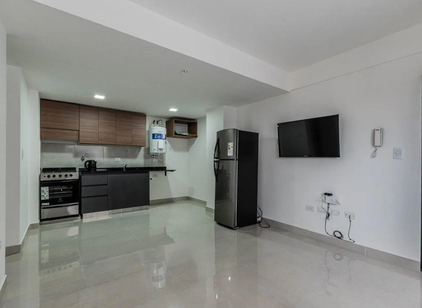 Venta Caseros Centro 2 Ambientes Departamento Expensas· Bajas 1