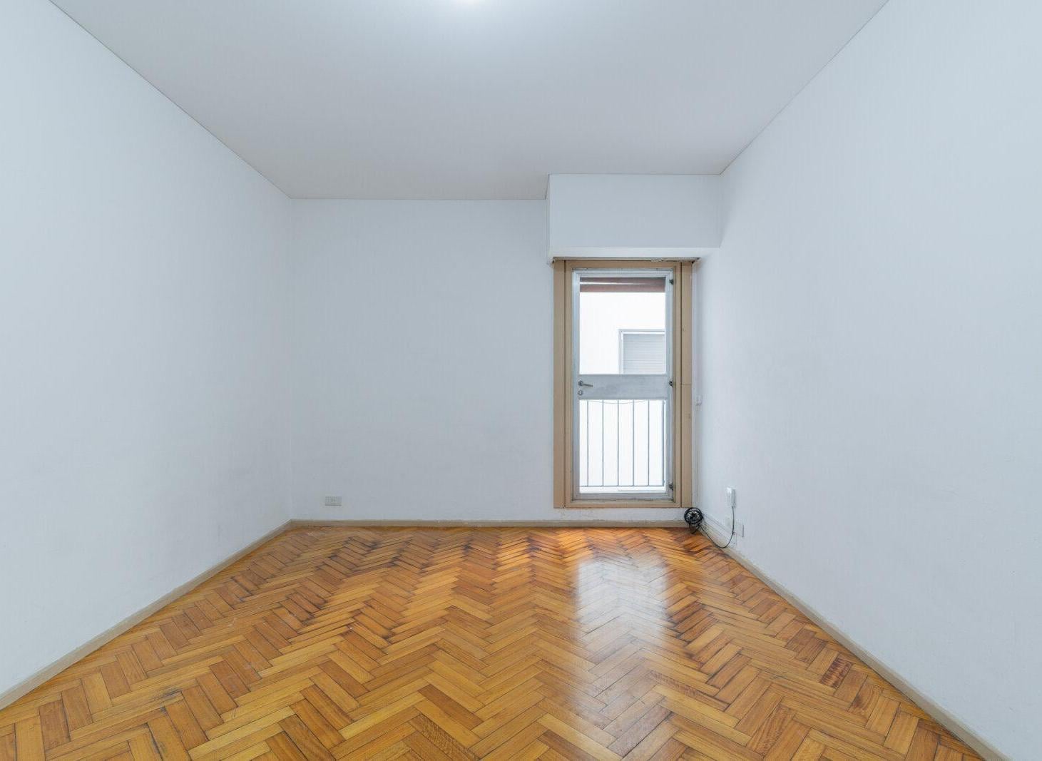 2 ambientes. Interno. Luminoso. Baulera. Ideal 1era vivienda