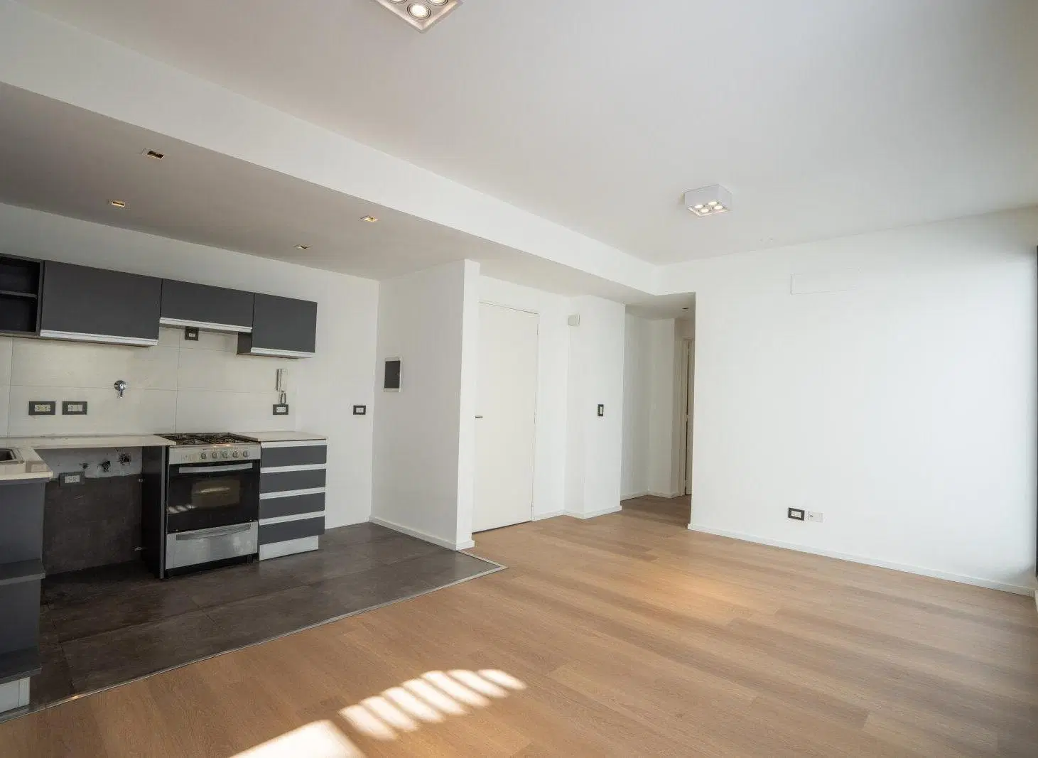 Venta Departamento 2 ambientes con balcón 4