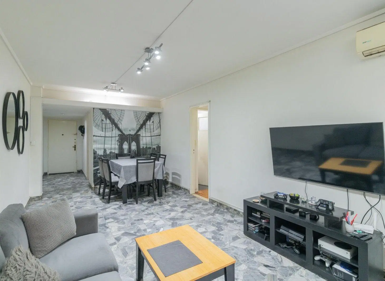 Venta departamento 4 amb, 104 m2 - Flores 5