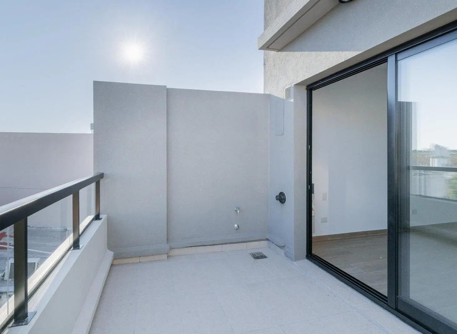 VENTA MONOAMBIENTE A ESTRENAR COGHLAN BALCON PARRILLA APTO PROFESIONAL 3