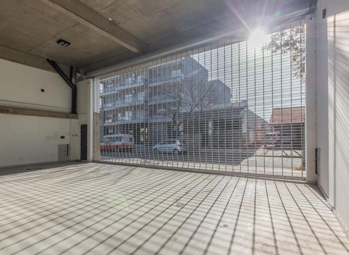 Galpón - Depósito - Con oficinas y local - Financiación - Permuta - Villa Ballester 8