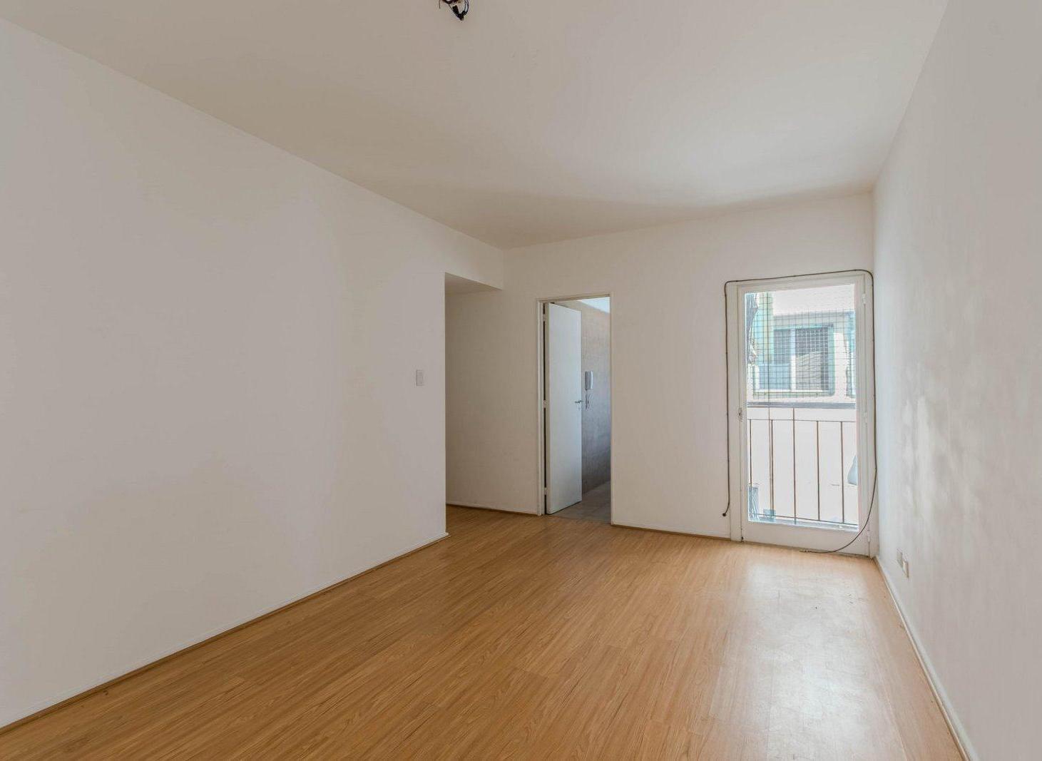 Foto de VENTA. DEPTO. 3 AMBIENTES. BALCÓN. BALVANERA., imagen 3