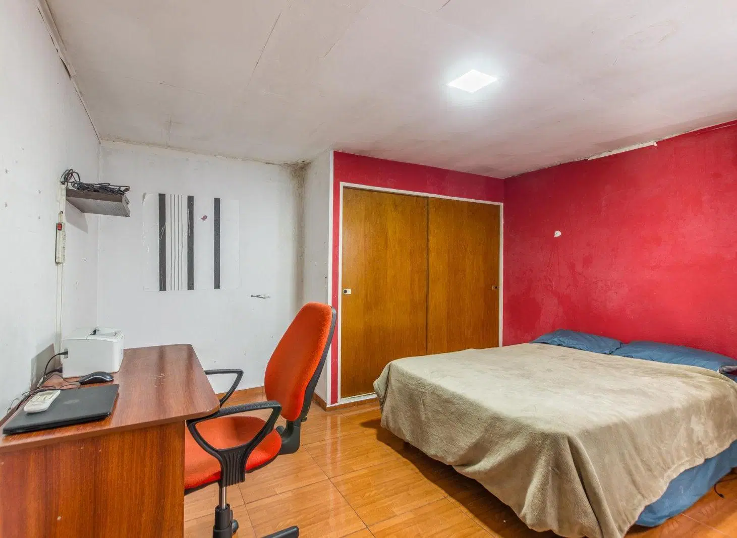Casa multifamiliar con local y oficinas | Ideal vivienda + actividad profesional 8