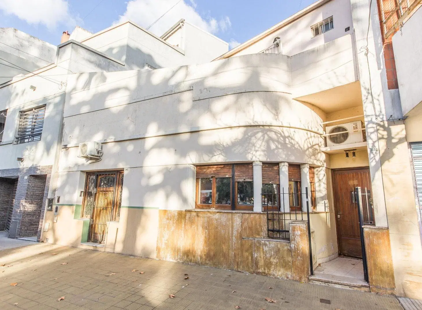 Casa multifamiliar con local y oficinas | Ideal vivienda + actividad profesional 3