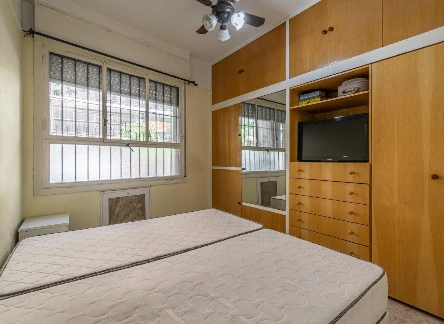 Venta · Financiamiento · Departamento 2 amb + Dependencia  · 76m2 C/ Patio · Recoleta 5