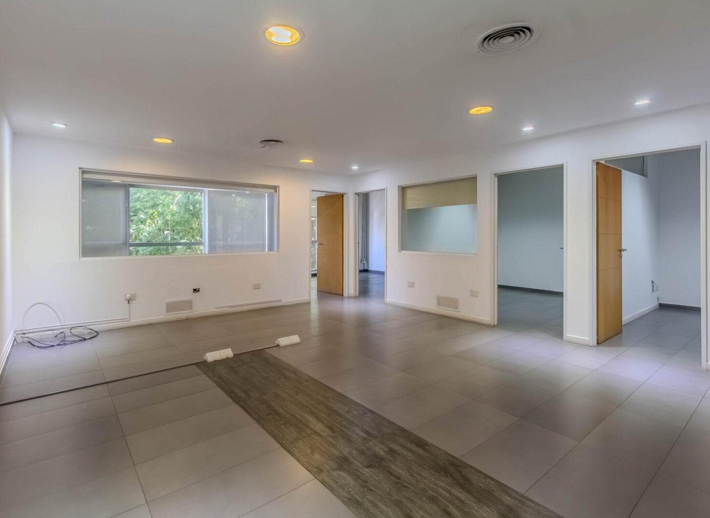 Foto de Edificio Corporativo en Venta | 6 Plantas | Ideal Empresas e Inversores, imagen 3