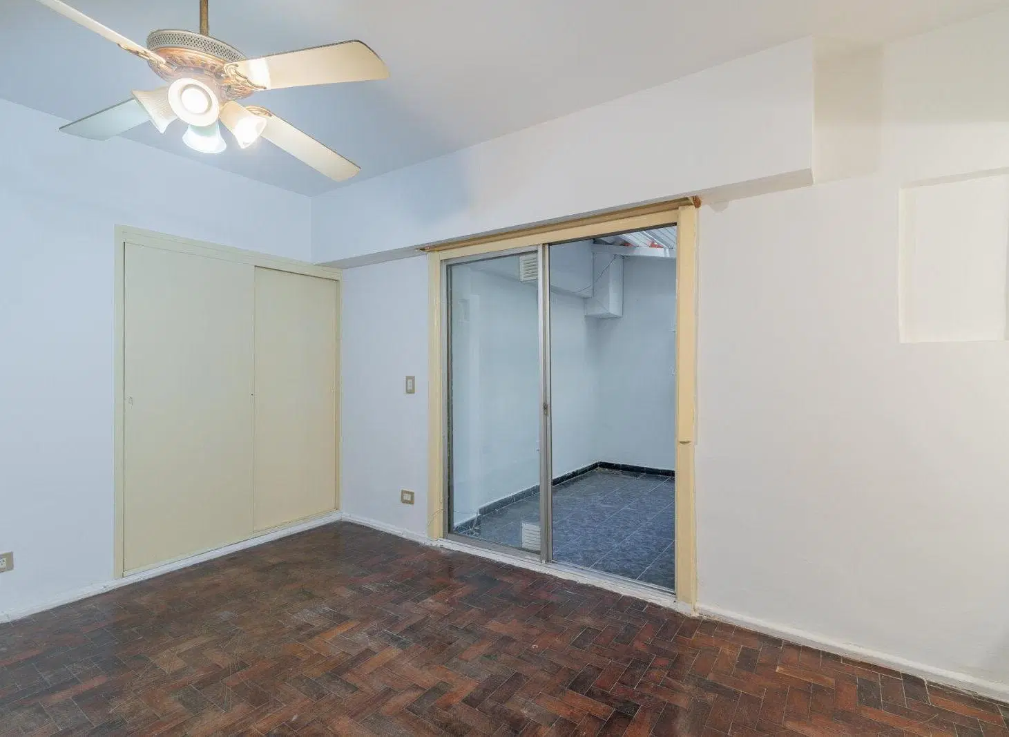 VENTA - MONOAMBIENTE - PATIO - APTO PROFESIONAL - APTO CRÉDITO - BOEDO 8