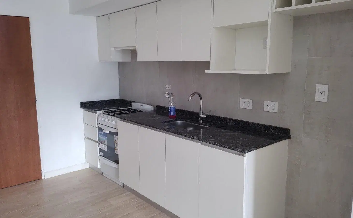 Venta Departamento Monoambiente Divisible Villa Mitre Balcon 1
