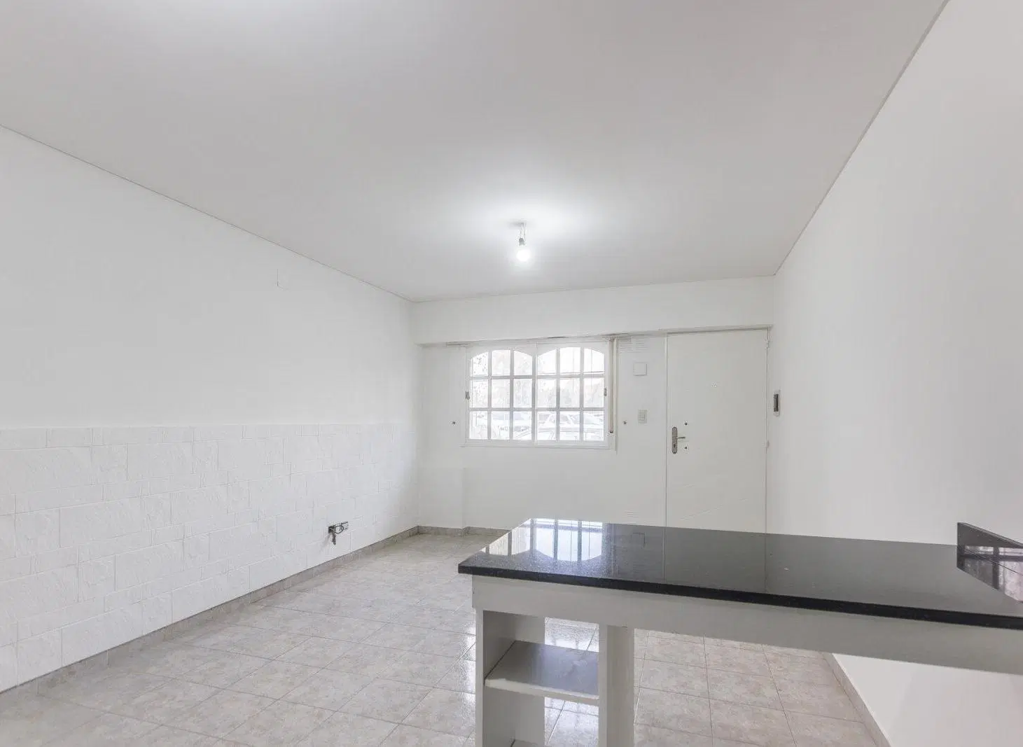 Venta PH 2 Amb. PB al Frente con Patio | San Justo 2