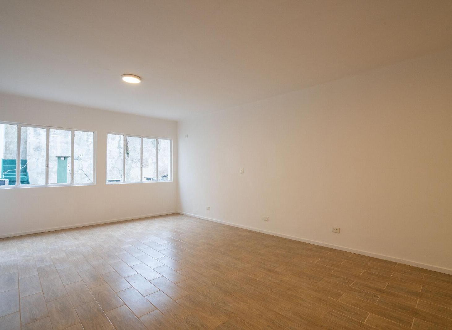 Foto de Venta · Departamento 1 amb · 39m² · Refaccionado a Nuevo · San Nicolas, imagen 2