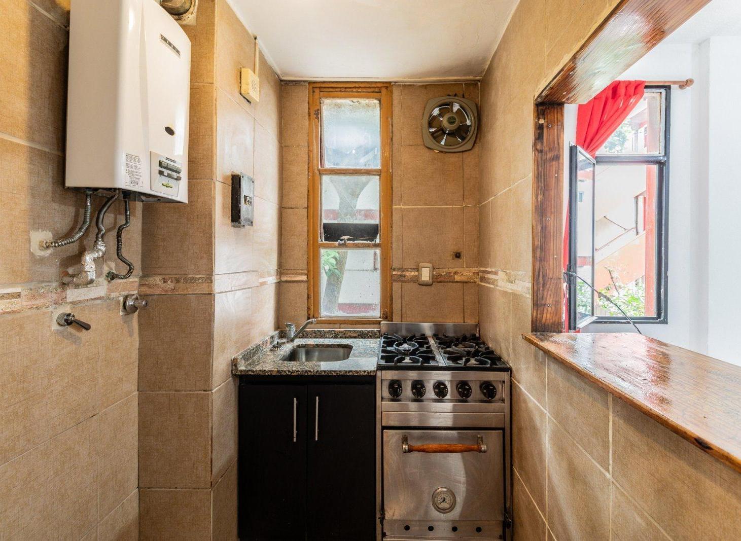 Foto de Venta Departamento Apto Credito 2 Ambientes Flores, imagen 3
