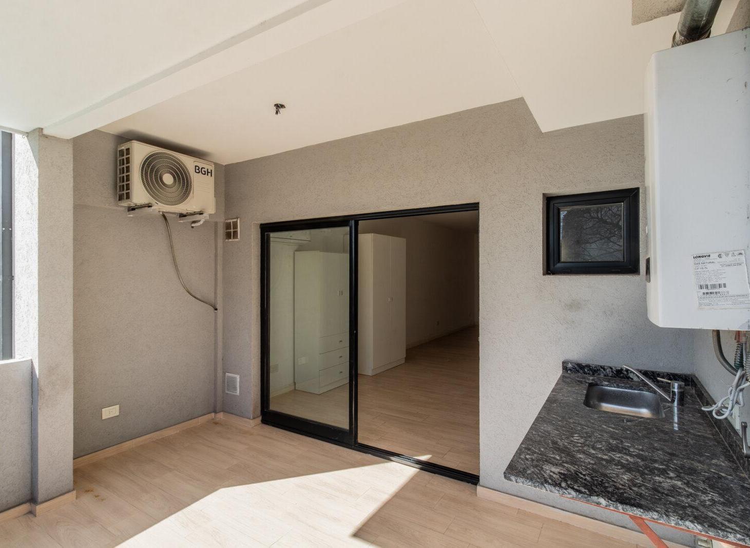 Foto de Venta Villa Mitre Departamento Monoambiente Balcon Terraza, imagen 1