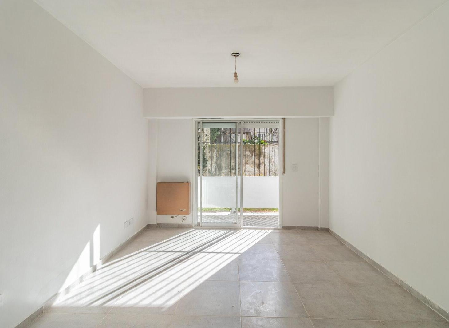Foto de Venta Departamento Flores 2 Ambientes Apto Credito Reciclado, imagen 5