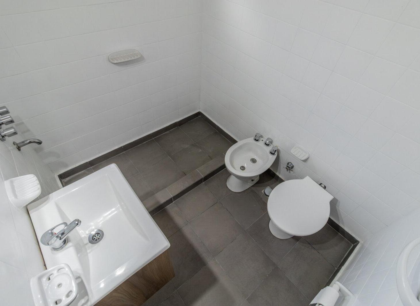 Foto de Venta Departamento Flores 2 Ambientes Apto Credito Reciclado, imagen 3