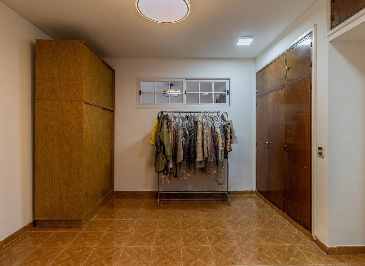 Foto de Casa Venta 4 Dormitorios Lote Propio Villa Lugano, imagen 4