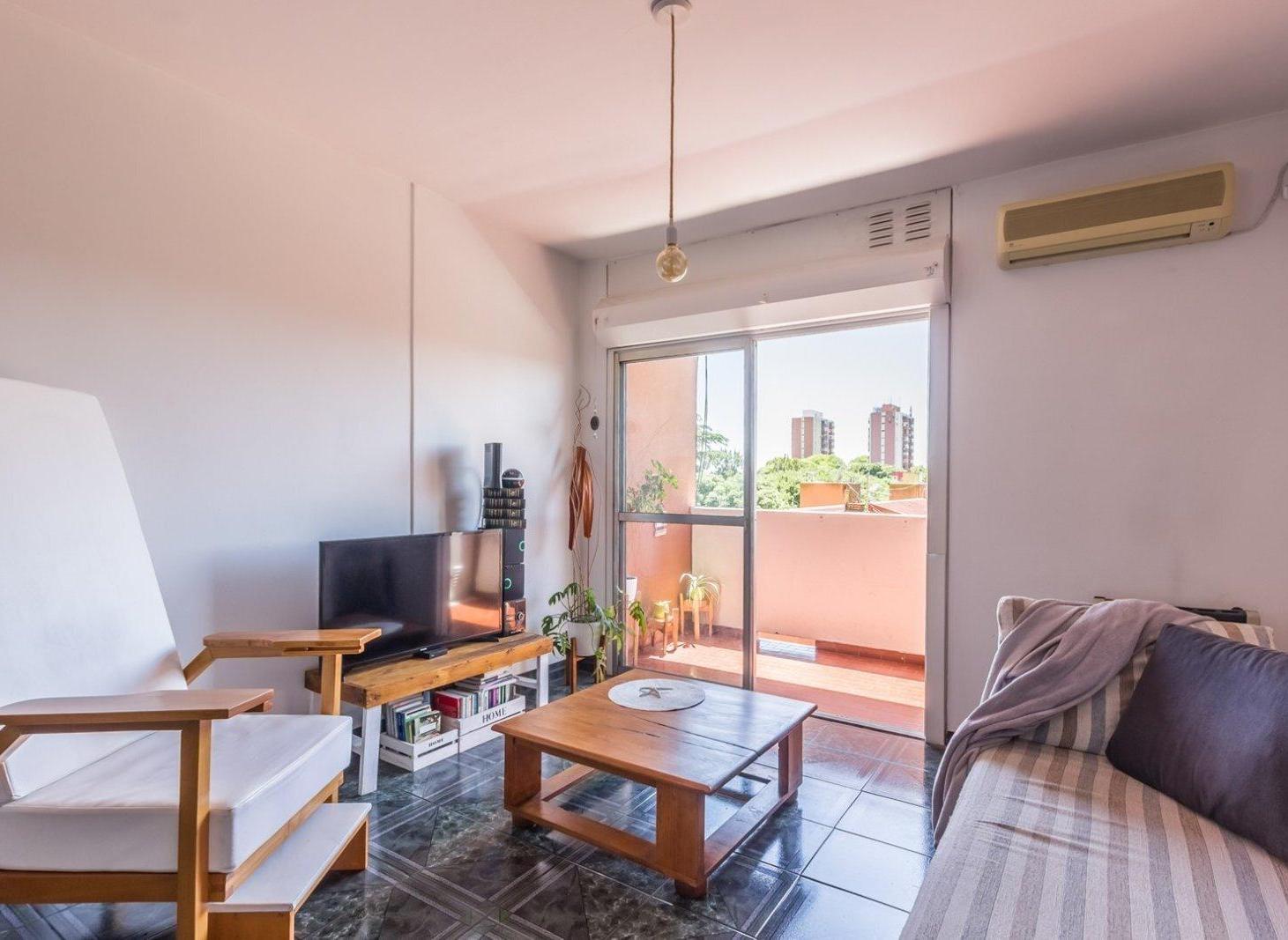Foto de VENTA - DEPARTAMENTO 4 AMBIENTES - BALCÓN - FLORES, imagen 1