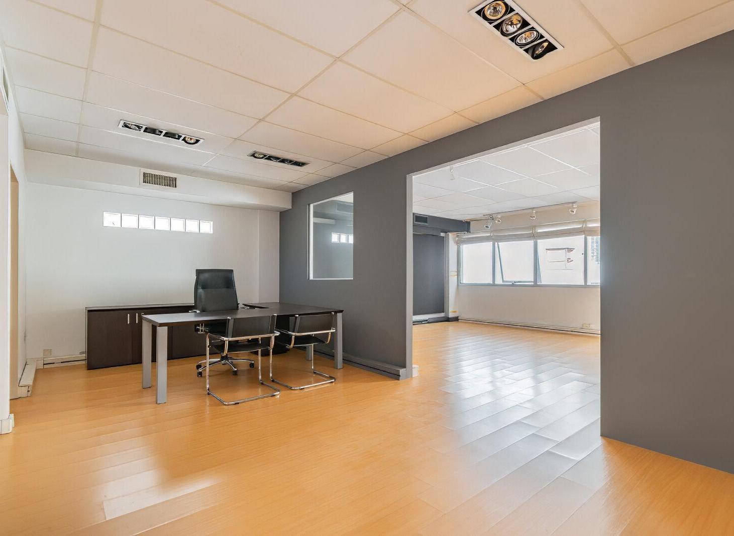 Foto de Oficina moderna venta Luminosa San Nicolás, imagen 1