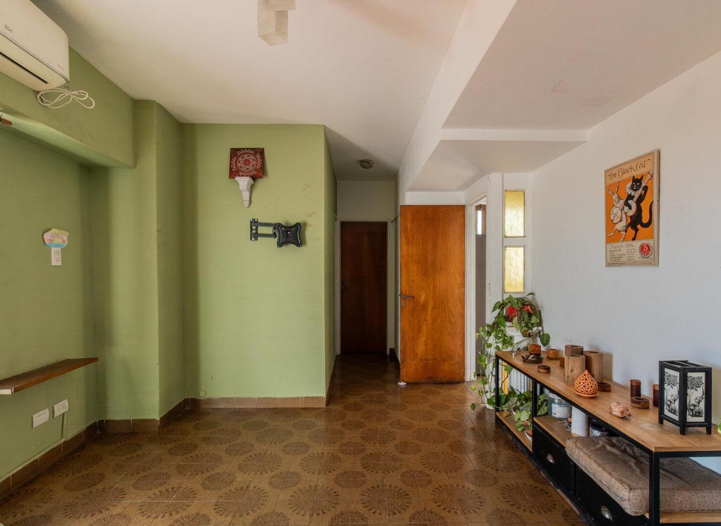 Foto de Venta . Depto . 2Amb . Balcon Aterrazado . Piso Alto ., imagen 4