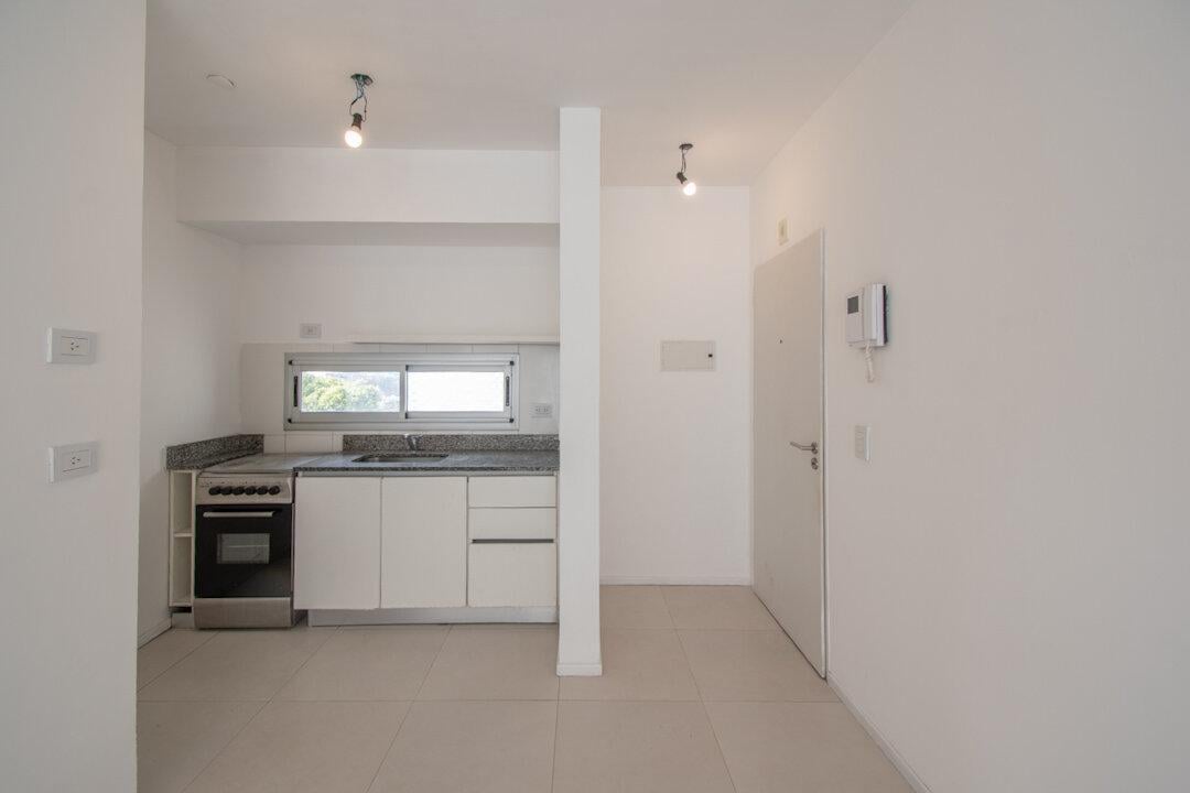 Foto de Venta | Monoambiente amplio | Balcón | Miranda 5200 | Monte Castro |, imagen 1