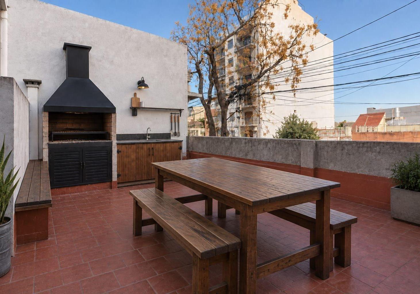 Foto de VENTA - CASA - LOTE PROPIO - 4 AMBIENTES - TERRAZA - PATIO - LA PATERNAL, imagen 1
