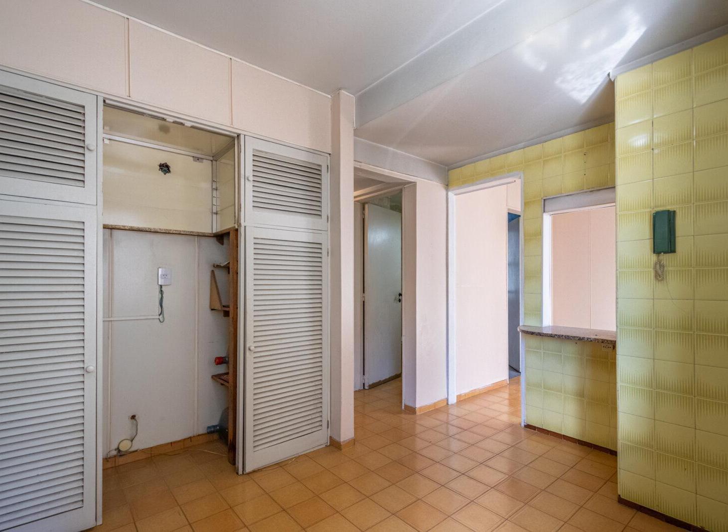 Foto de VENTA - DEPARTAMENTO - PISO 4 AMBIENTES - DOBLE BALCON - BAJAS EXPENSAS, imagen 3
