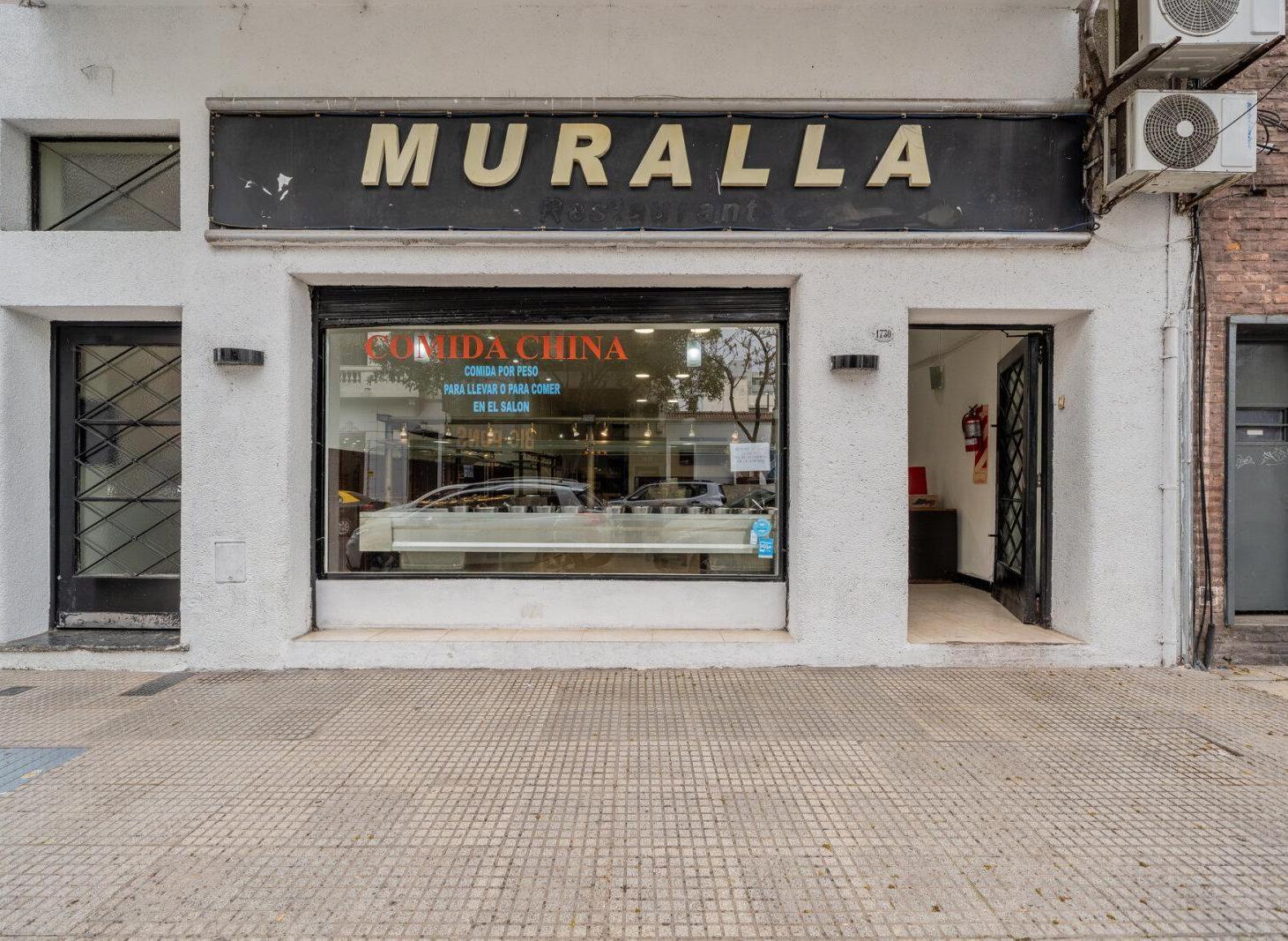 Foto de LOCAL COMERCIAL GASTRONOMICO - 7m x 31m - Vidriera, imagen 1