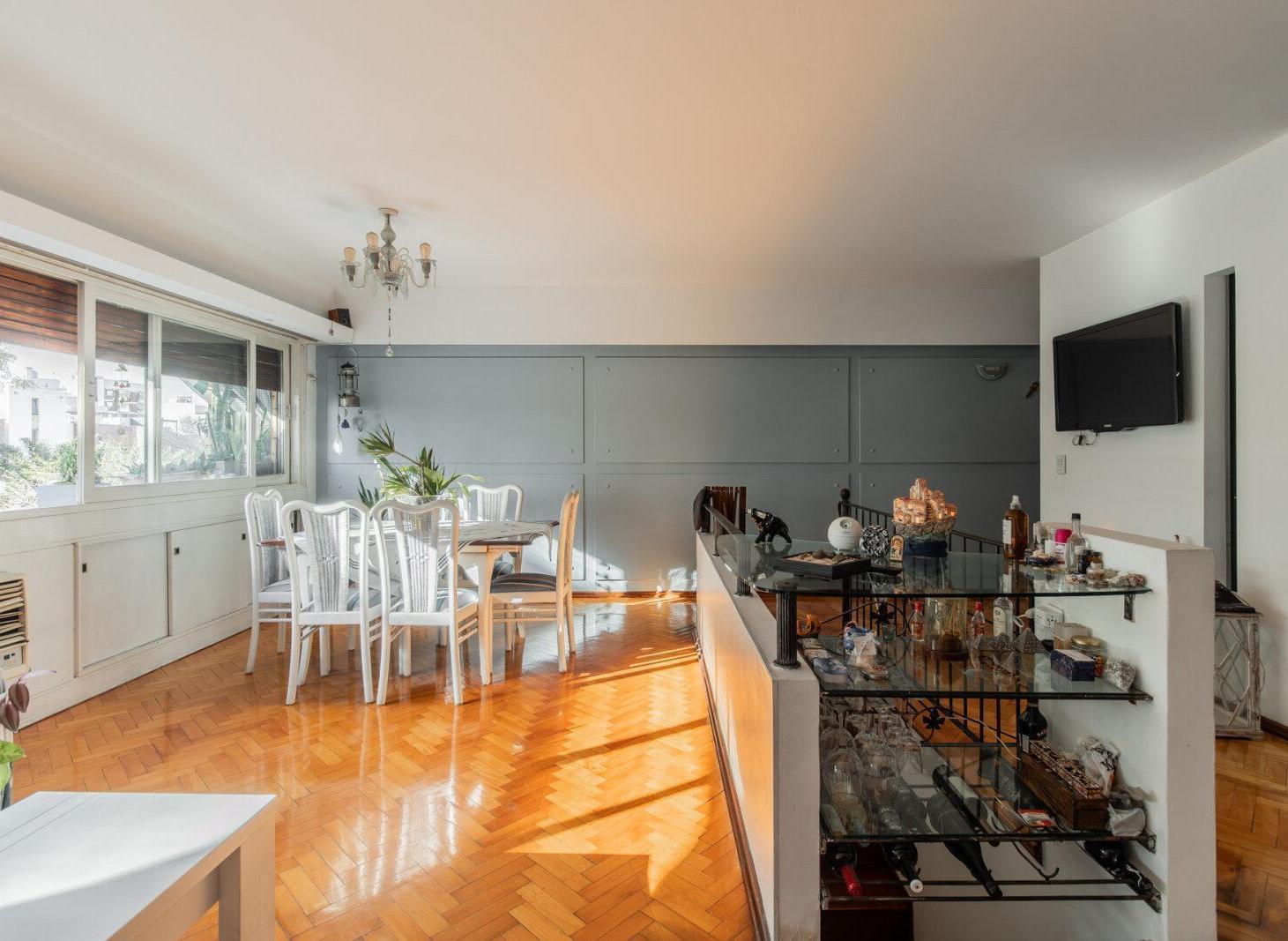 Foto de Departamento tipo Duplex de 4 ambientes al contrafrente sobre avenida, imagen 4