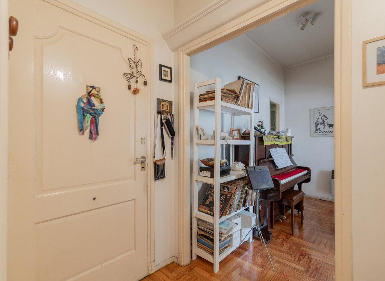Foto de Venta Recoleta Departamento 3 Ambientes Balcon Semipiso, imagen 5