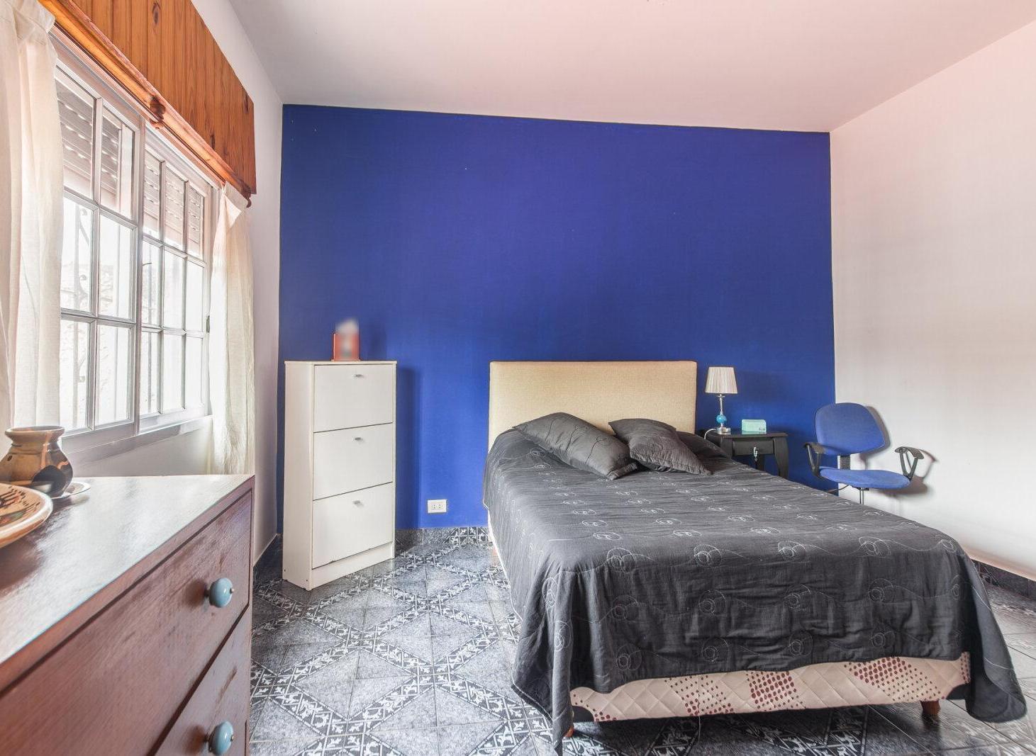 Foto de Venta Villa Celina Lote Triple Casa Taller Cochera Jardin, imagen 4
