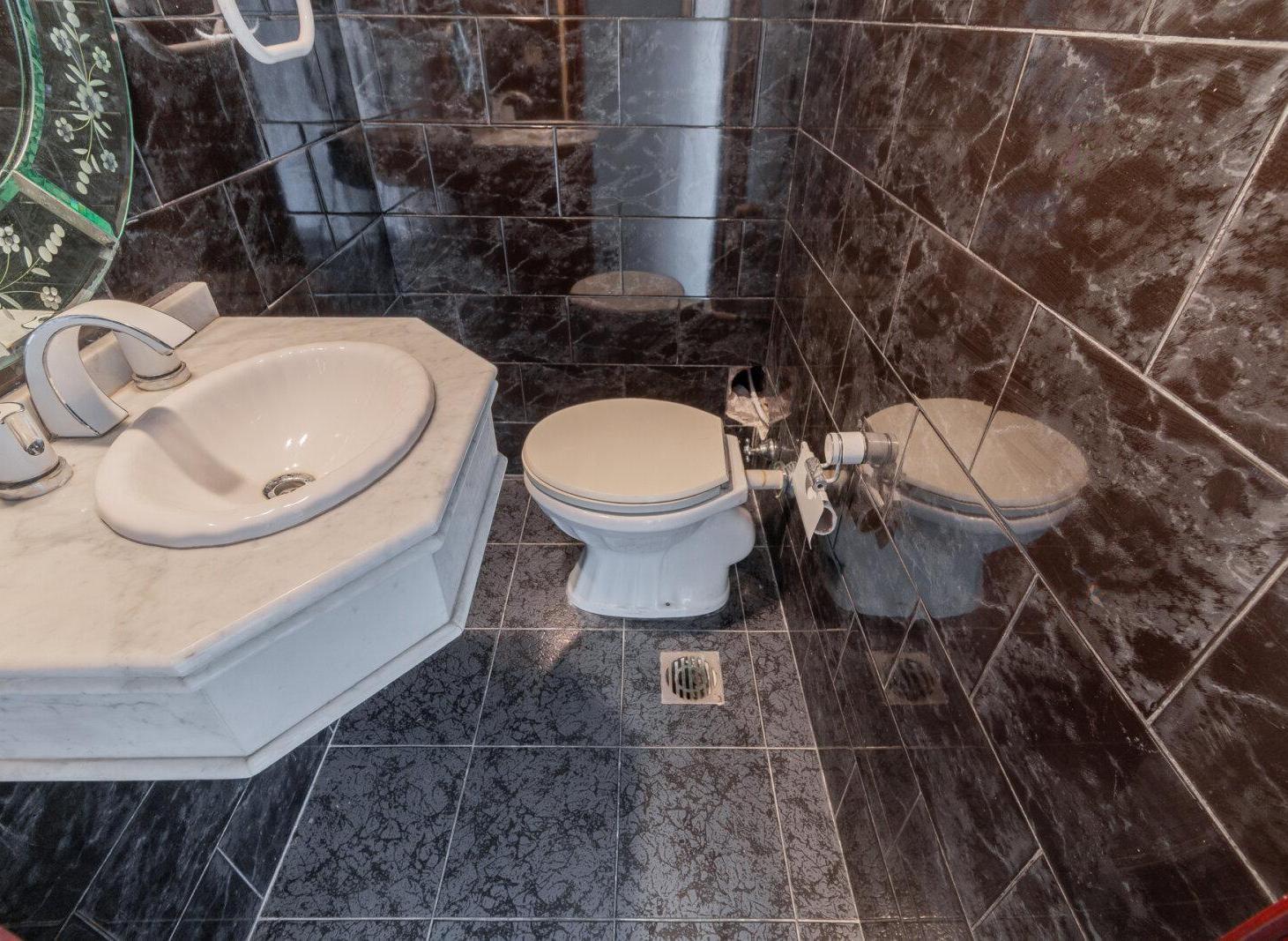 Foto de VENTA - DEPARTAMENTO - 4 AMBIEMTES - LUMINOSO - BALCON - BAULERA, imagen 2