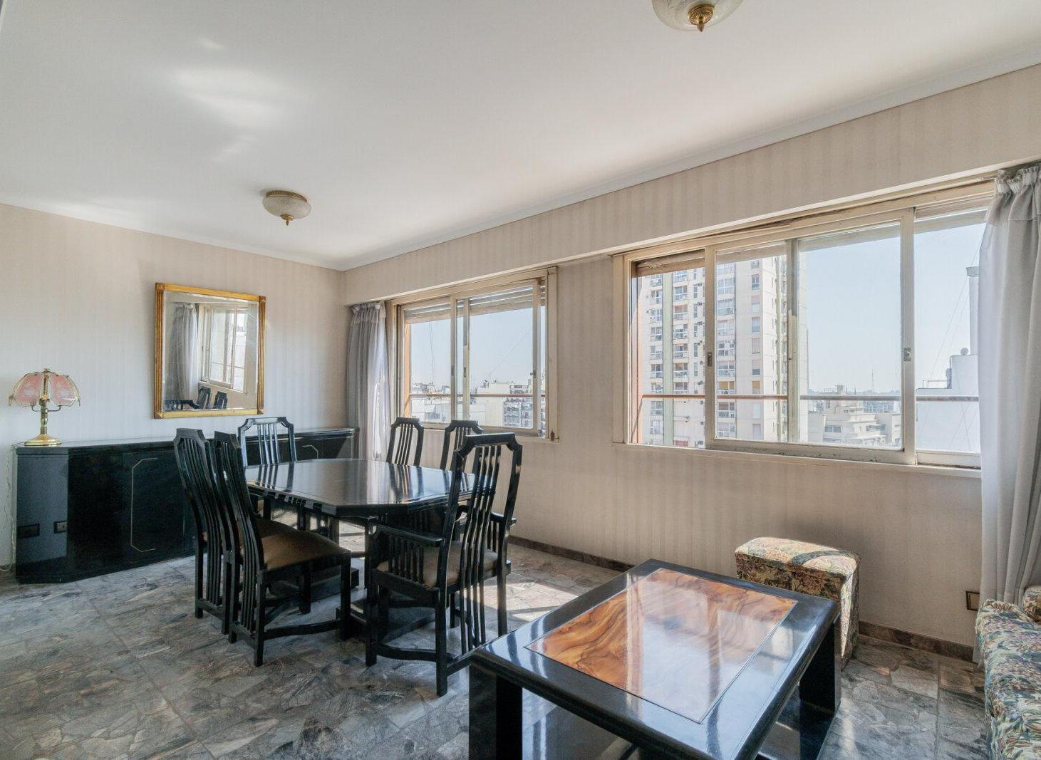 Foto de VENTA - DEPARTAMENTO - 4 AMBIEMTES - LUMINOSO - BALCON - BAULERA, imagen 5